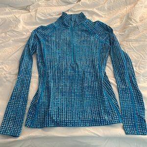 Under armour women’s blue patterned quarter zip
